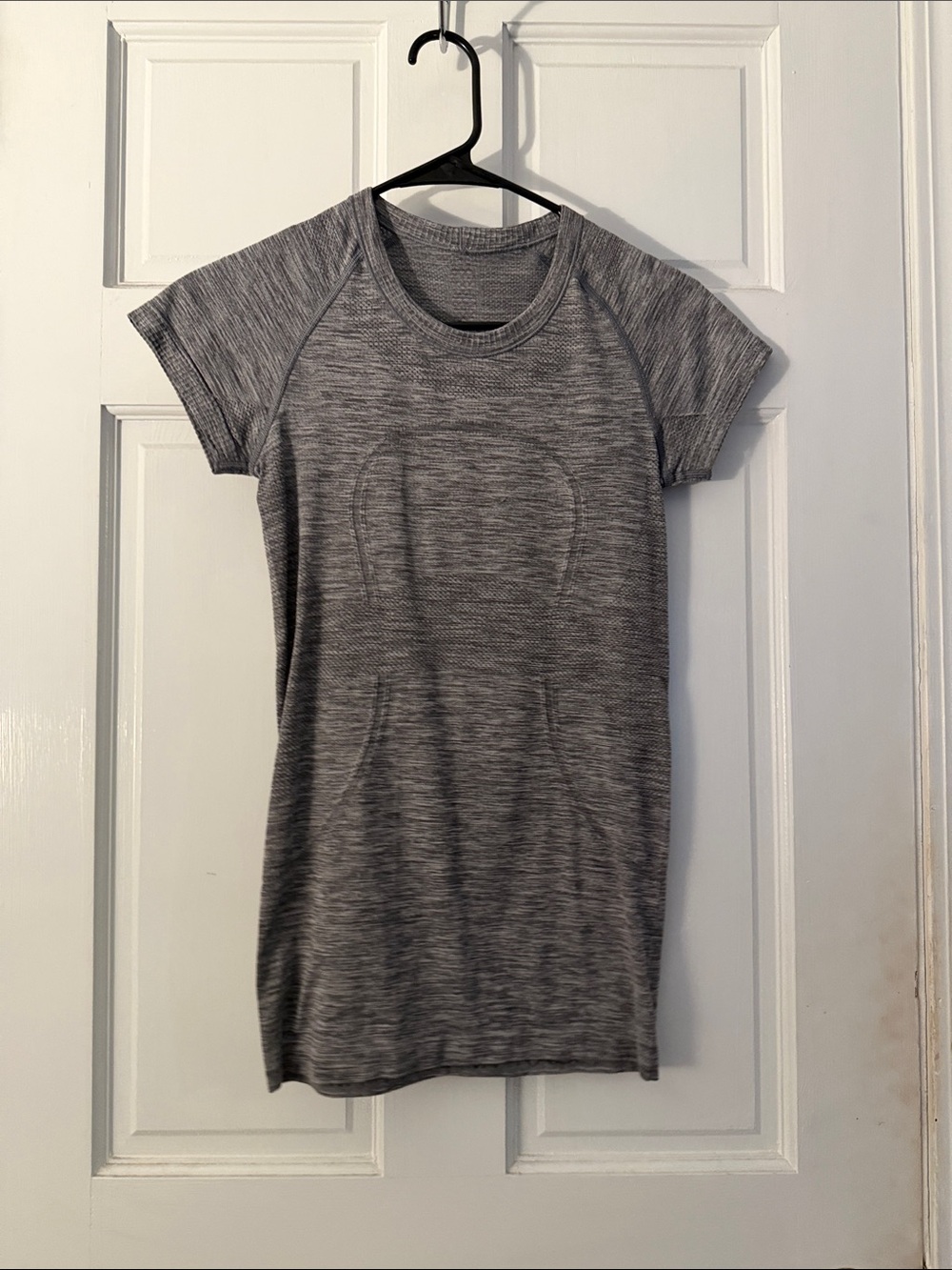 lululemon athletica Gray Seamless Short Sleeve Tee